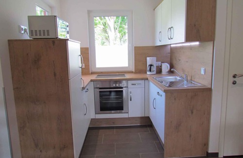 Damp House | Holiday home with WIFI and terrace