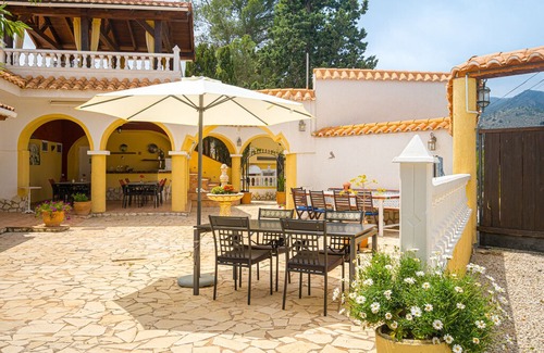Aigues House | Holiday house Aigües for 1 - 4 persons with 2 bedrooms - Holiday home