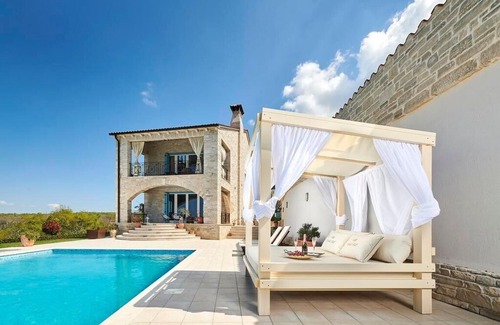 Buje House | Holiday house Buje for 8 persons with 4 bedrooms - Holiday house