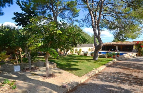 Consell House | Holiday house Consell for 1 - 12 persons with 5 bedrooms - Holiday home