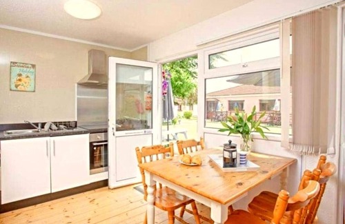 Dawlish Warren House | Holiday house Dawlish Warren for 1 - 4 persons with 2 bedrooms - Holiday house