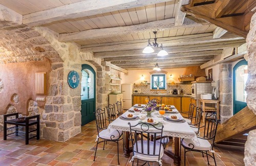 Malinska-Dubasnica House | Holiday house DAJANA with mediterranean garden