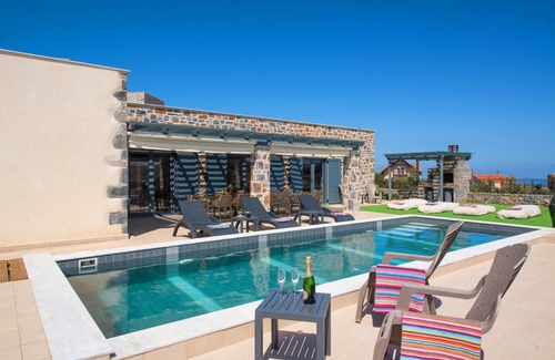 Anopolis House | Holiday house Elia for 1 - 14 persons with 5 bedrooms - Holiday home