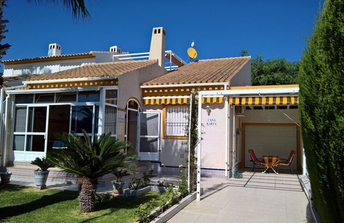 Pueblo Latino House | Holiday house with garden, close to the beach, for 6 people