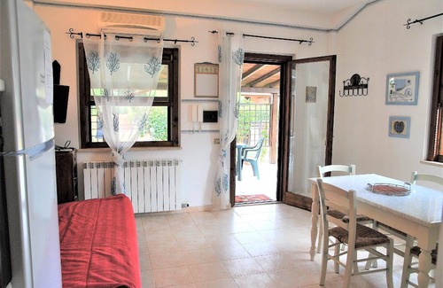Fondi House | Holiday house Fondi for 1 - 6 persons with 3 bedrooms - Row house