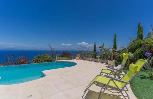 Gaula House | Holiday house Gaula for 1 - 6 persons with 3 bedrooms - Holiday house