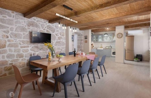 Tucepi Other | Holiday house Gornje Tučepi for 1 - 12 persons with 5 bedrooms - Farmhouse
