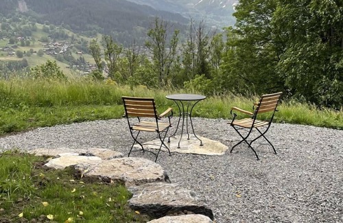 Grindelwald Ski Chalet | Holiday house Grindelwald for 1 - 6 persons with 3 bedrooms - Detached holiday house