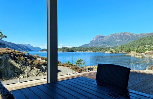 Suldal House | Holiday house Hebnes for 1 - 6 persons with 3 bedrooms - Holiday house