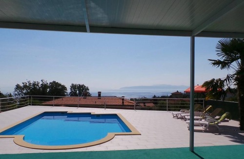 Ika House | Holiday house Ika for 1 - 6 persons with 2 bedrooms - Row house