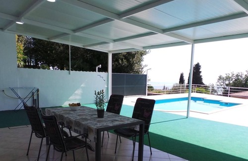 Ika House | Holiday house Ika for 1 - 6 persons with 2 bedrooms - Row house