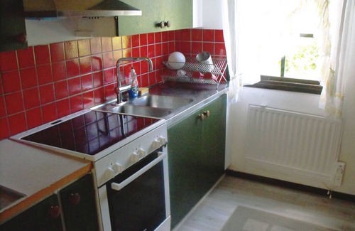 Lillkyrka House | Holiday house in Grythem, Örebro, within walking distance to lake | SE11018