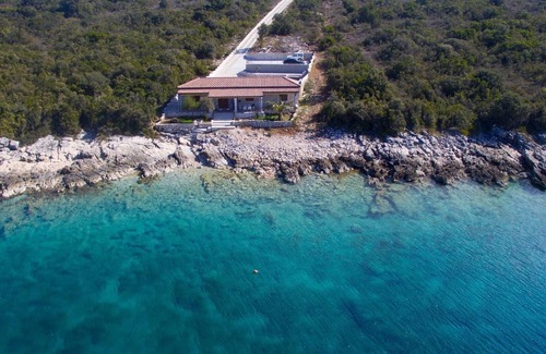 Loviste House | Holiday house Lovište for 1 - 5 persons with 2 bedrooms - Holiday house