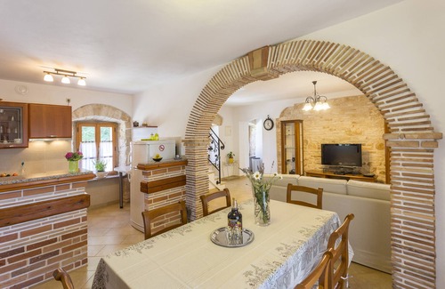 Ferlini House | Holiday house Matija with a POOL
