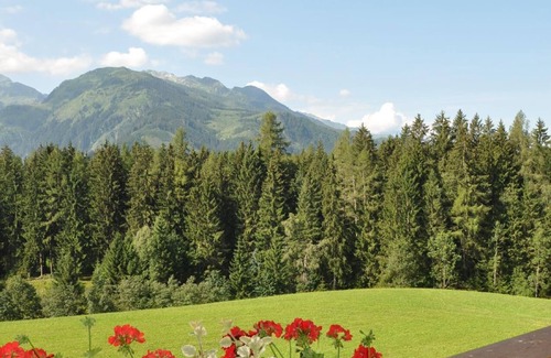 Mittersill House | Holiday house Mittersill for 1 - 14 persons with 7 bedrooms - Holiday house