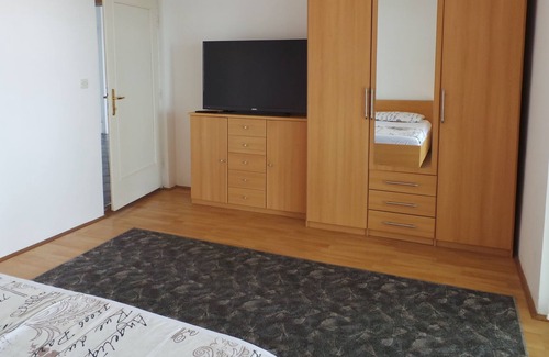 Ika House | Holiday house Nina