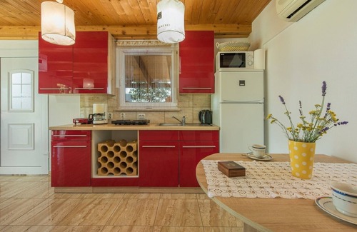 Mali Maj House | Holiday House Paco with heated pool
