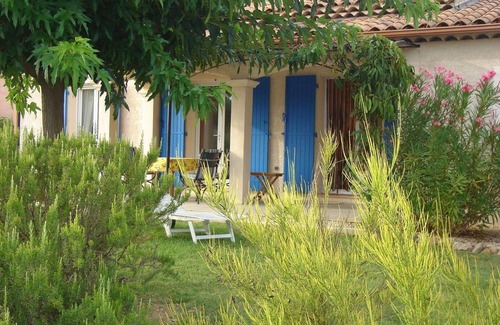 Pierrevert House | Holiday house Pierrevert for 1 - 4 persons with 3 bedrooms - Holiday house