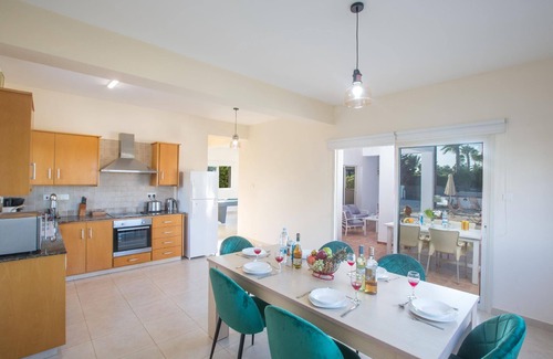 Protaras House | Holiday house Protaras for 1 - 6 persons with 3 bedrooms - Holiday house