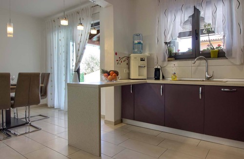 Skatari House | Holiday house Pula for 1 - 7 persons with 3 bedrooms - Holiday home