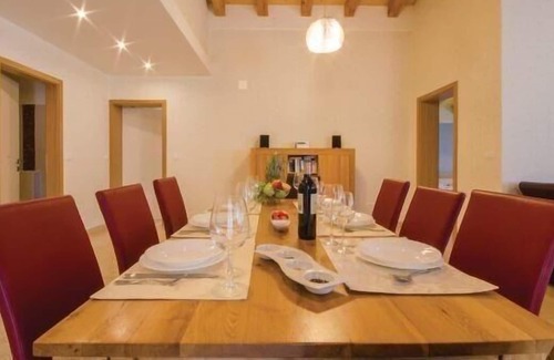 Rezanci House | Holiday house Rezanci for 1 - 8 persons with 4 bedrooms - Holiday house