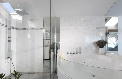 Savudrija House | Holiday house Savudrija for 1 - 10 persons with 4 bedrooms - Row house