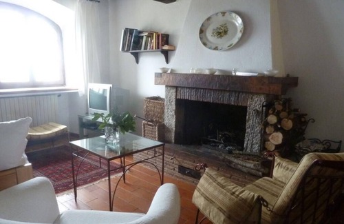 Semproniano House | Holiday house Semproniano for 1 - 6 persons with 3 bedrooms - Holiday home