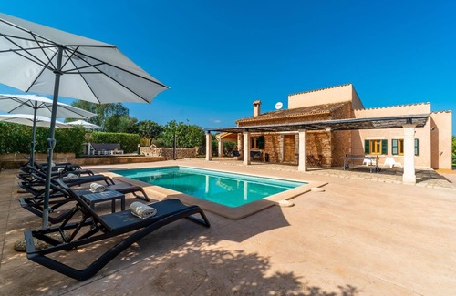 Sineu House | Holiday house Sineu for 1 - 7 persons with 3 bedrooms - Holiday house