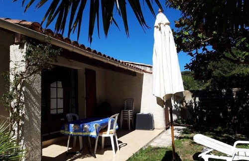 Plage de la Garonnette House | Holiday house Ste Maxime for 1 - 6 persons with 3 bedrooms - Holiday house