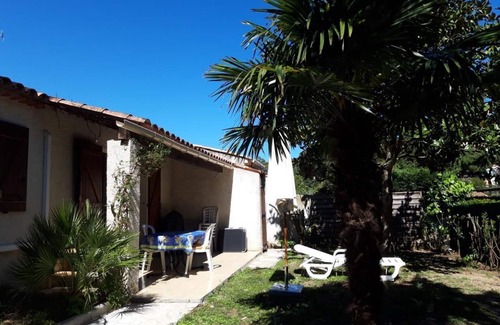 Plage de la Garonnette House | Holiday house Ste Maxime for 1 - 6 persons with 3 bedrooms - Holiday house