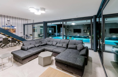 Sutivan Other | Holiday house Sutivan for 1 - 8 persons with 3 bedrooms - Farmhouse