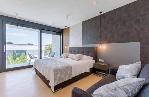 Sutivan Other | Holiday house Sutivan for 1 - 8 persons with 3 bedrooms - Farmhouse