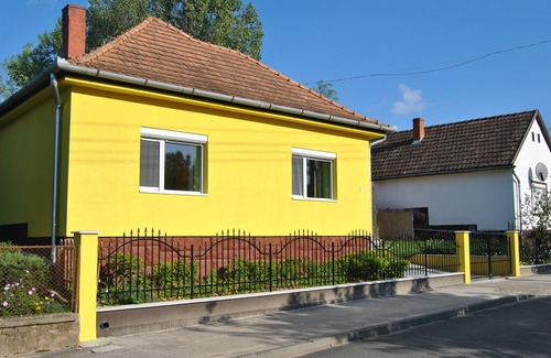 Szolosgyorok House | Holiday house Szõlõsgyörök for 1 - 7 persons with 3 bedrooms - Holiday home