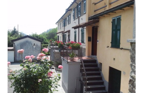 Pian dei Manzi House | Holiday house the Rose "Marikitta"