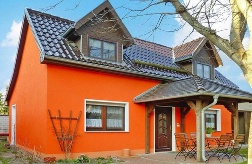 Selchow House | Holiday house to the stork's nest, Storkow