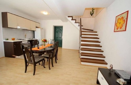 Tucepi House | Holiday house Tučepi for 1 - 5 persons with 2 bedrooms - Holiday house