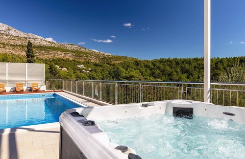 Tugare House | Holiday house Tugare for 1 - 8 persons with 4 bedrooms - Holiday home