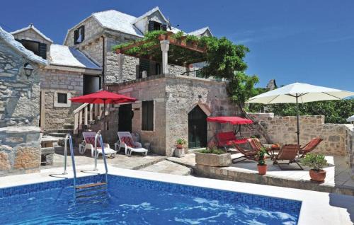 Donji Humac House | Holiday house Villa Glicinia with hydro-massage pool