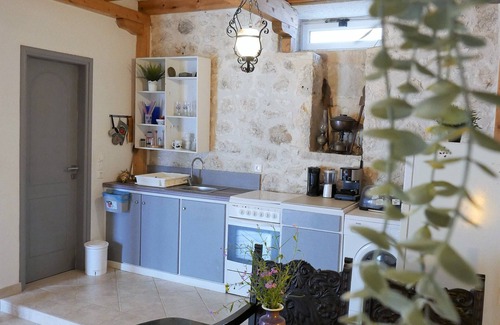 Fternon House | Holiday house w/sea view, garden, bbq and parking! Ideal for families up to 6!