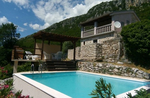 Vinodolska opcina House | Holiday house with pool and sea view