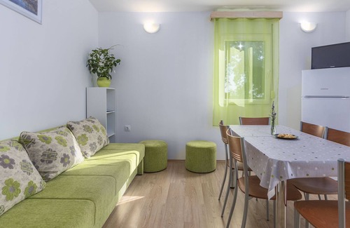 Tinjan Villa | Holiday house with private pool for 6-8 persons in the holiday park Jelovci