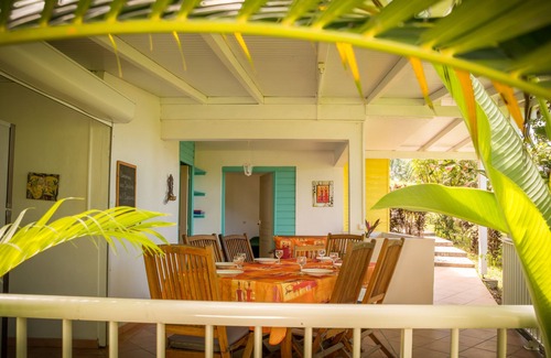 Bouillante Cottage | Holiday house with swimming pool in a tropical garden, beach at 2km