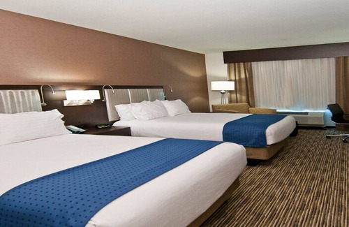 Austin Hotel | Holiday Inn Austin Airport by IHG