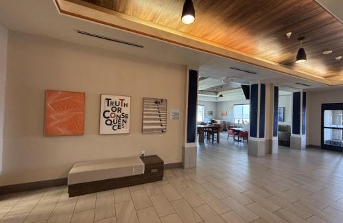 Truth or Consequences Hotel | Holiday Inn Express & Suites Truth Or Consequences by IHG