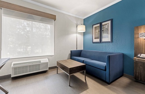 Saint Simons Island Hotel | Holiday Inn Express Saint Simons Island by IHG