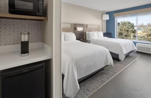 Waynesboro Hotel | Holiday Inn Express And Suites Waynesboro East