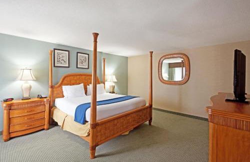 Meriden Hotel | Holiday Inn Express and Suites Meriden by IHG