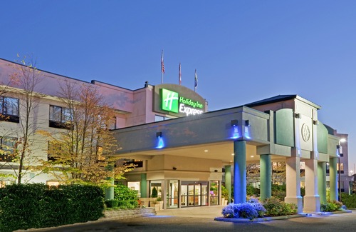 Meridian Hotel | Holiday Inn Express Bellingham, an Ihg Hotel