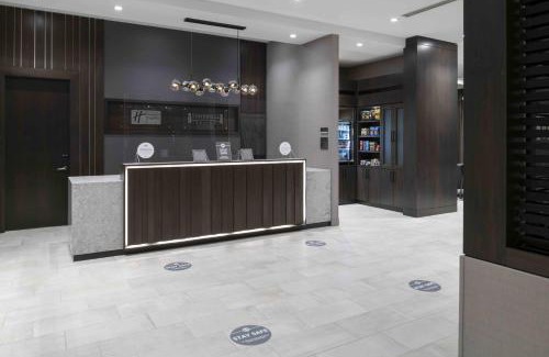 Revere Hotel | Holiday Inn Express - Boston Logan Airport - Revere by IHG