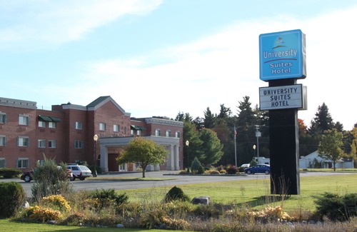 Canton Hotel | Holiday Inn Express Canton, an Ihg Hotel